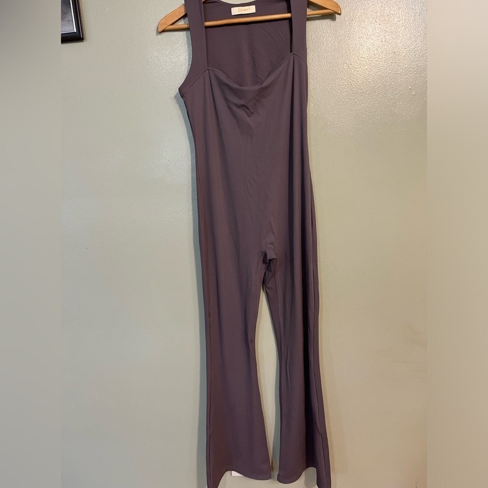 Qinsen  Womens Square Neck Sleeveless Flare Leg Active Wear Purple Jumpsuit 10